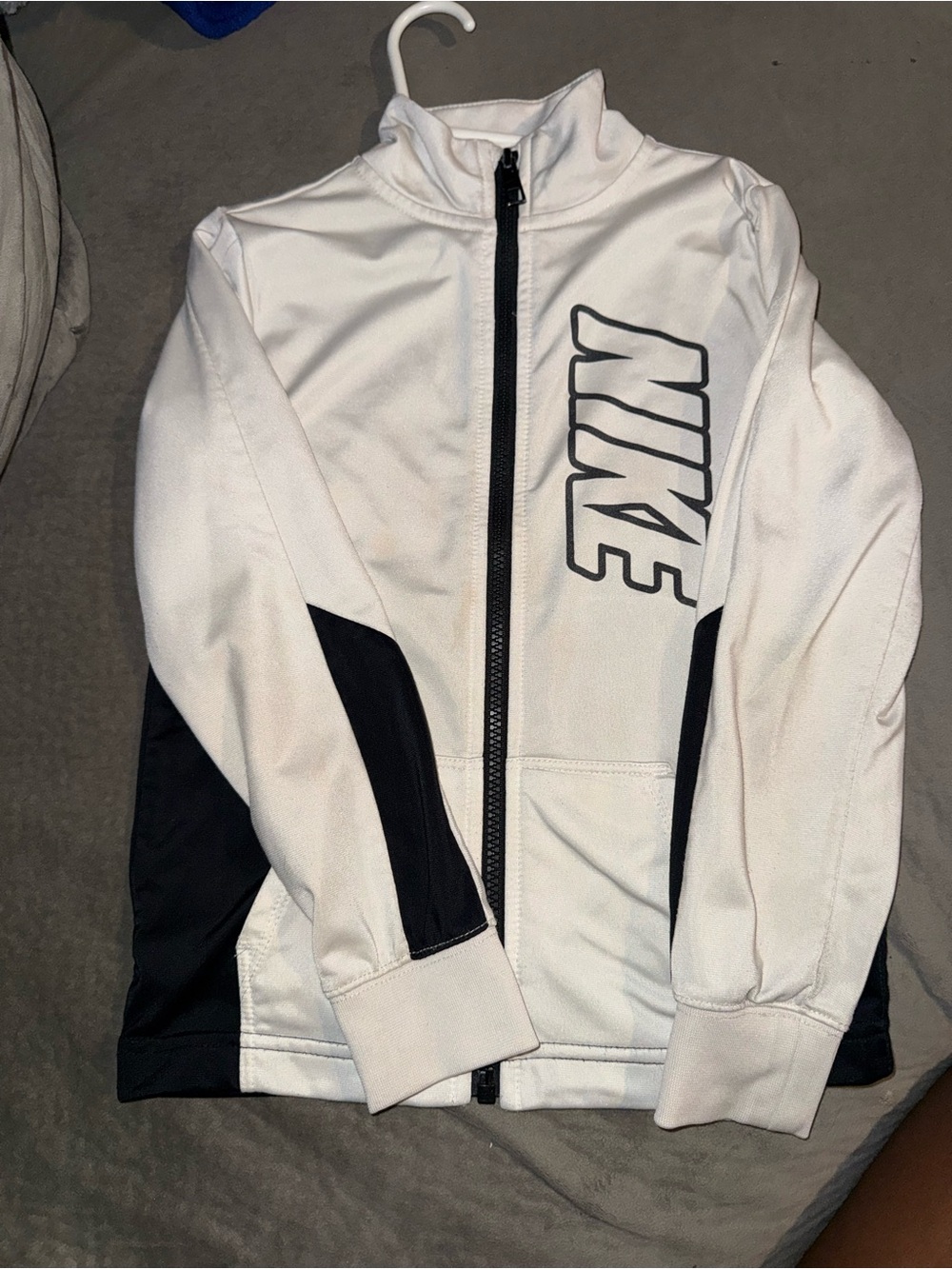Nike White and Black Kids Full-Zip Puffer Jacket